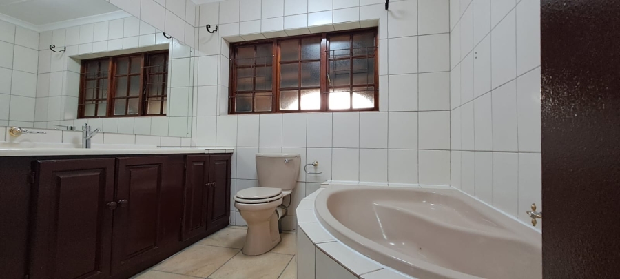 To Let 3 Bedroom Property for Rent in Bodorp North West